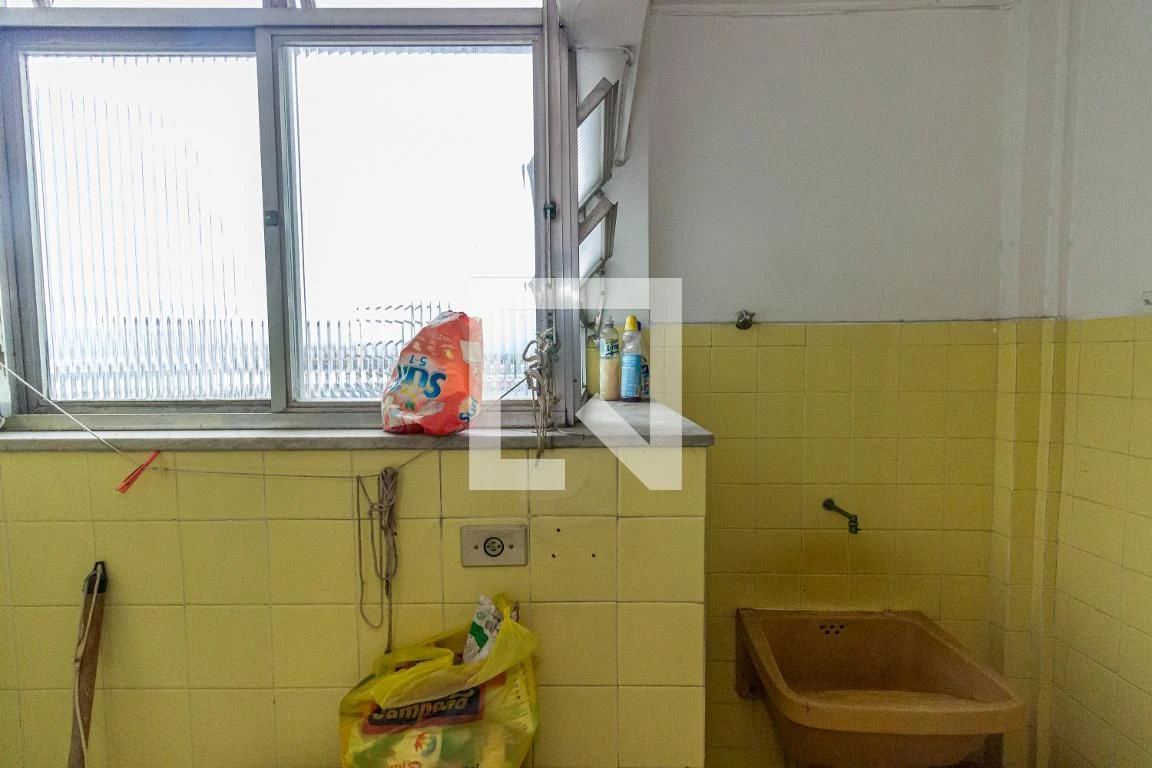 Furnished 3-bedroom apartment with BBQ area — photo 46