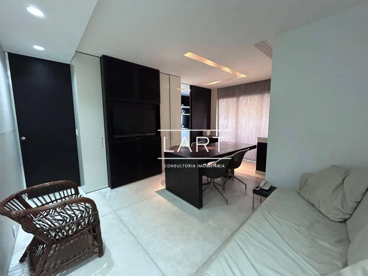 Apartamento mobiliado 2 dormitórios, 85 m², pet permitido — photo 3