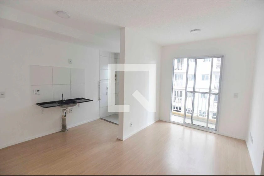 Apartamento, 45 m², com piso de madeira ou laminado