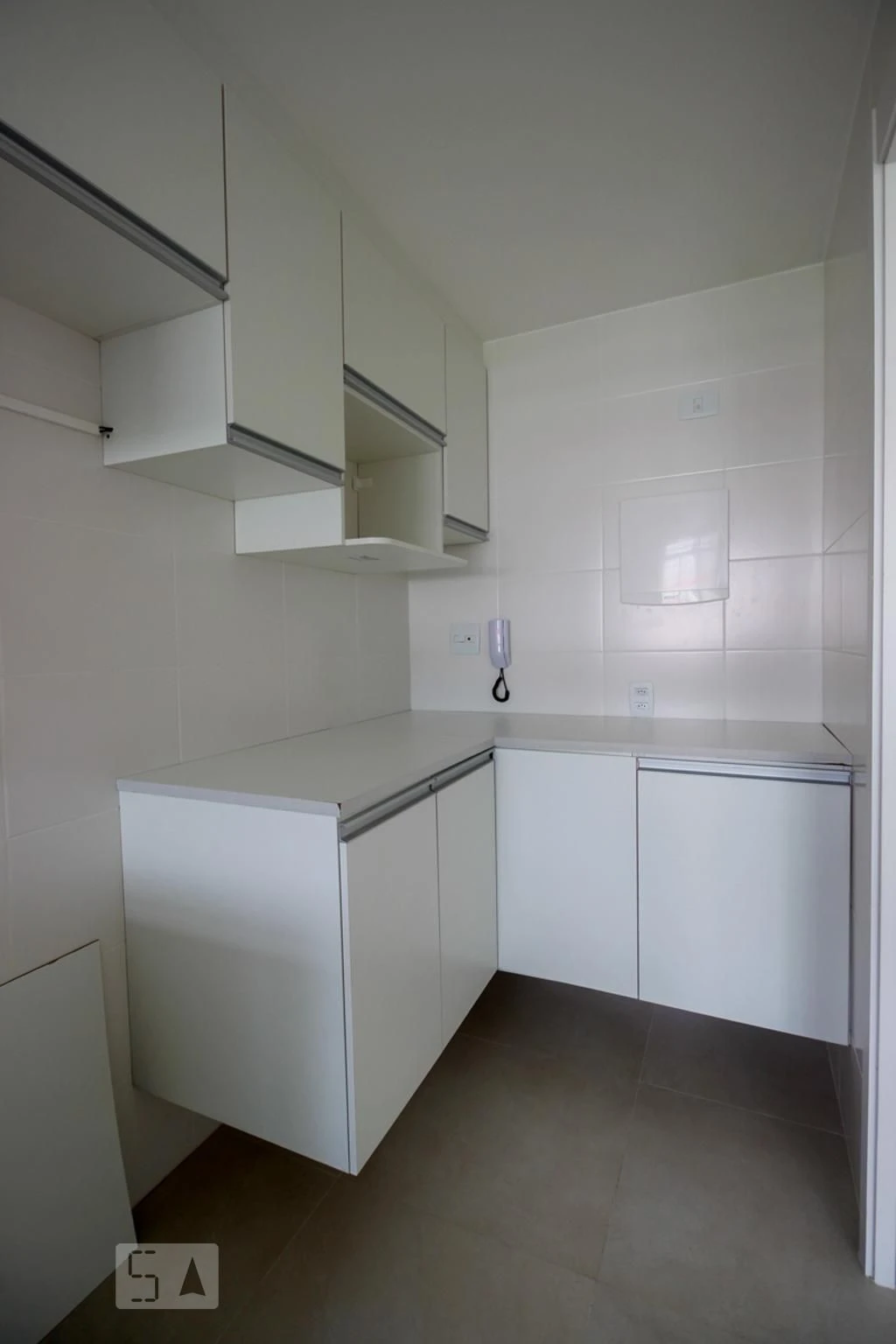 2-bedroom apartment with a mountain view — photo 20