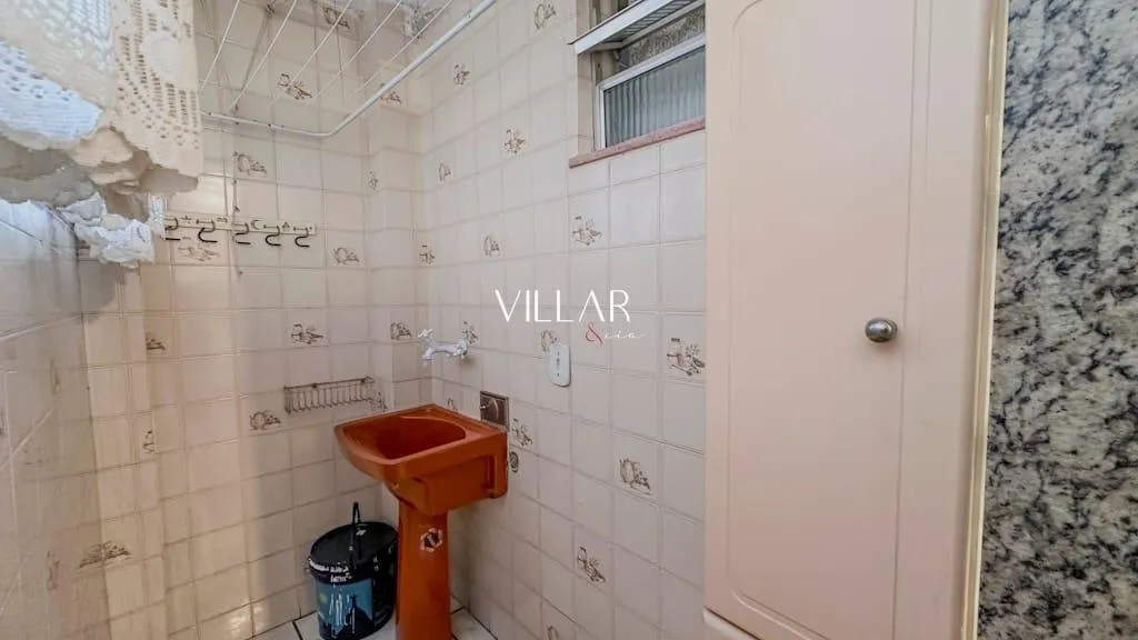 Apartment with 2 bedrooms and a gas stove kitchen — photo 9