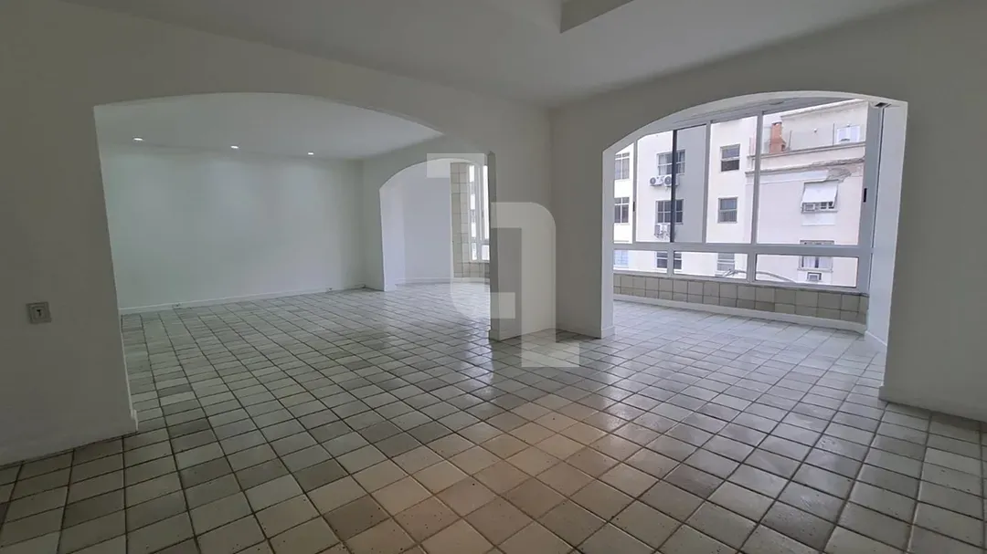 Apartamento de 3 quartos com vista para a água — photo 15