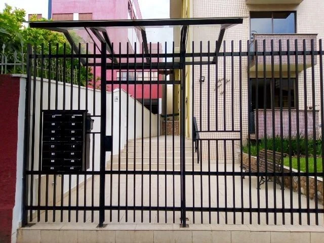 137 m² rental apartment with 3 bedrooms and balcony — photo 8