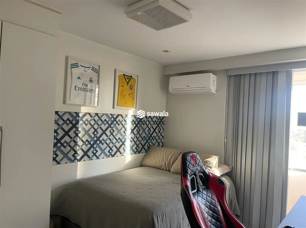 Furnished duplex penthouse with 4 bedrooms and 235 m² — photo 21