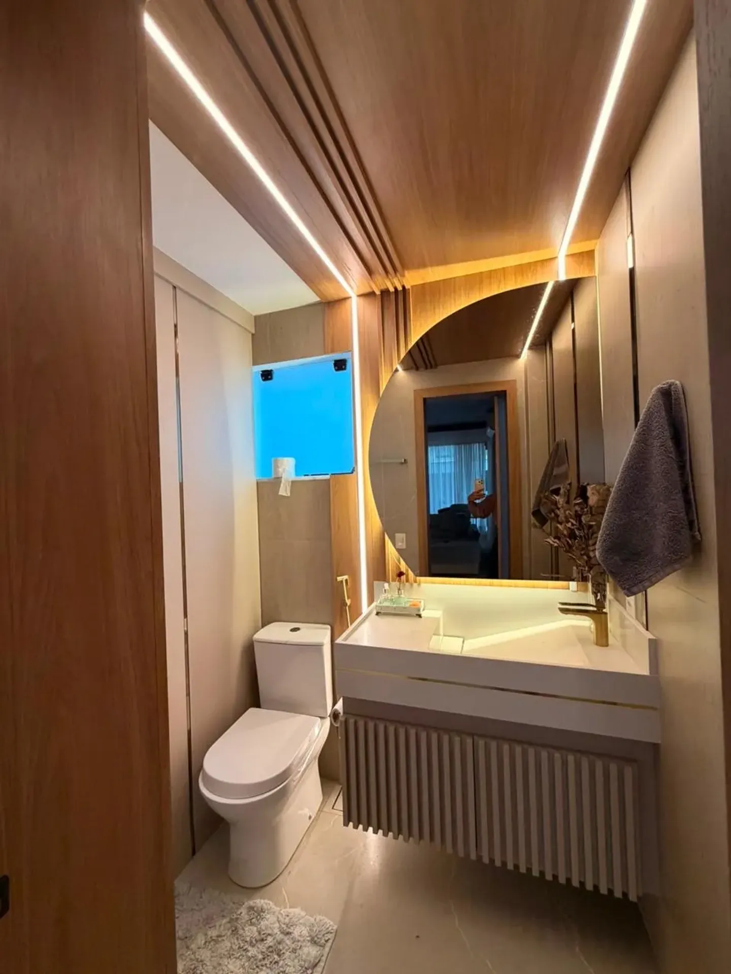 Furnished house with 4 en-suite bedrooms and a balcony grill — photo 22