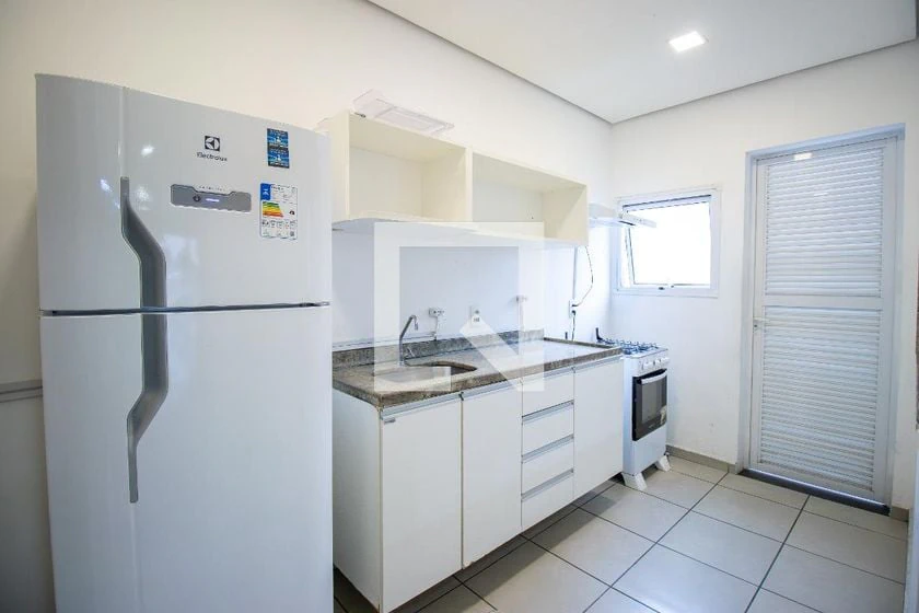 Квартира 50 м² з робочим місцем та пральною машиною — photo 31