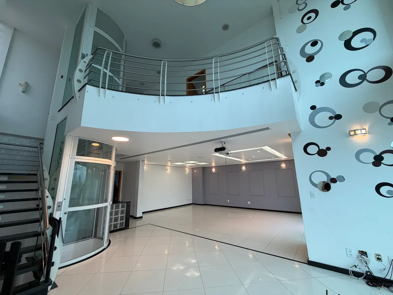 475 m² house with 4 bedrooms and gas open-plan kitchen — photo 10