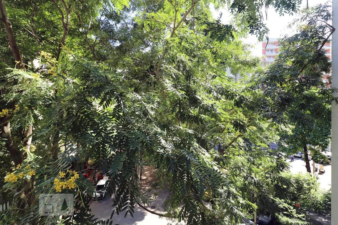 Apartamento de 1 quarto com piso de cerâmica e armários embutidos — photo 16