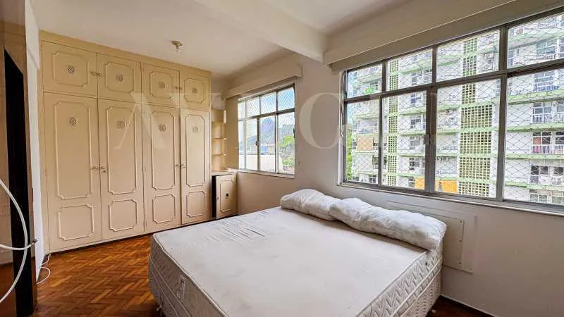 3-bedroom apartment with a walk-in closet in Rio de Janeiro — photo 5