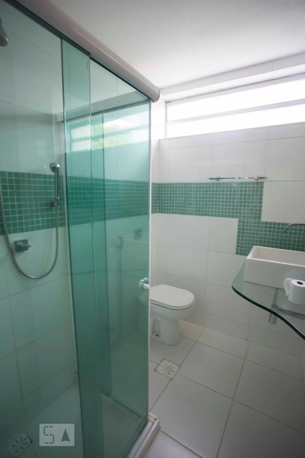 2-bedroom rental apartment with 1 bathroom and parking — photo 8