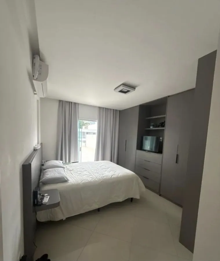 400 m² house with a bathtub and a mountain view — photo 4