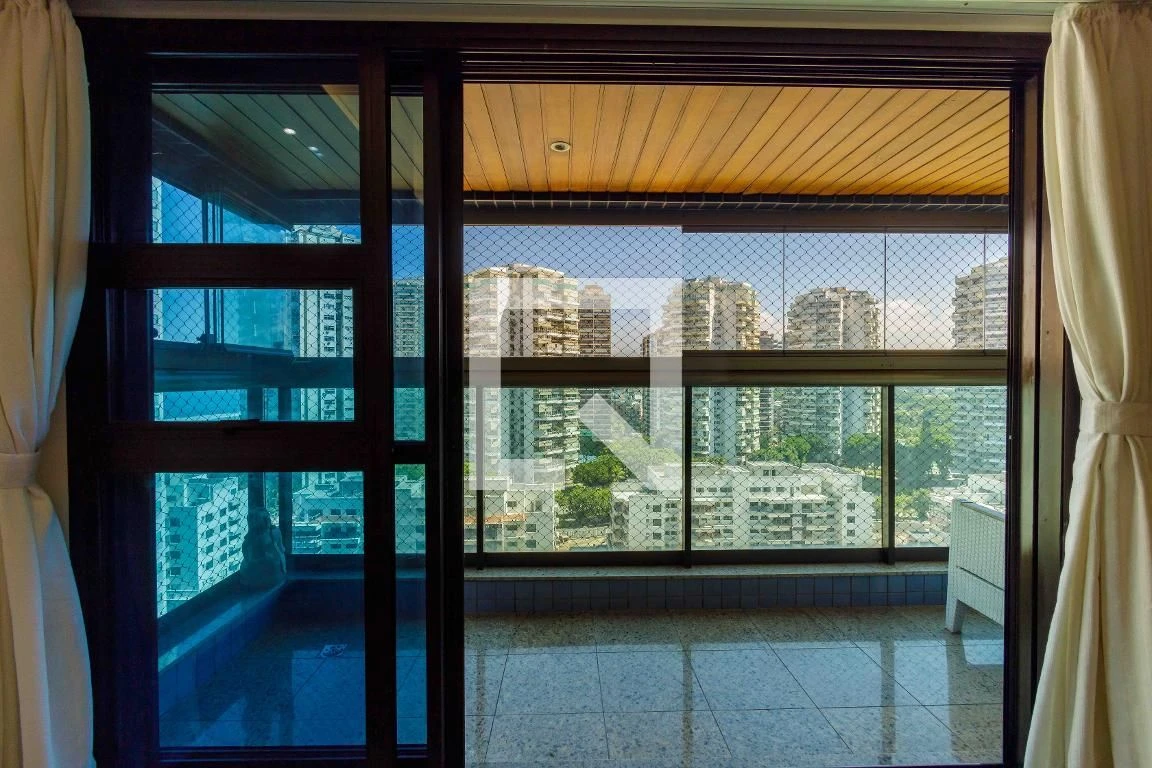 Departamento de 3 dormitorios con vista al agua