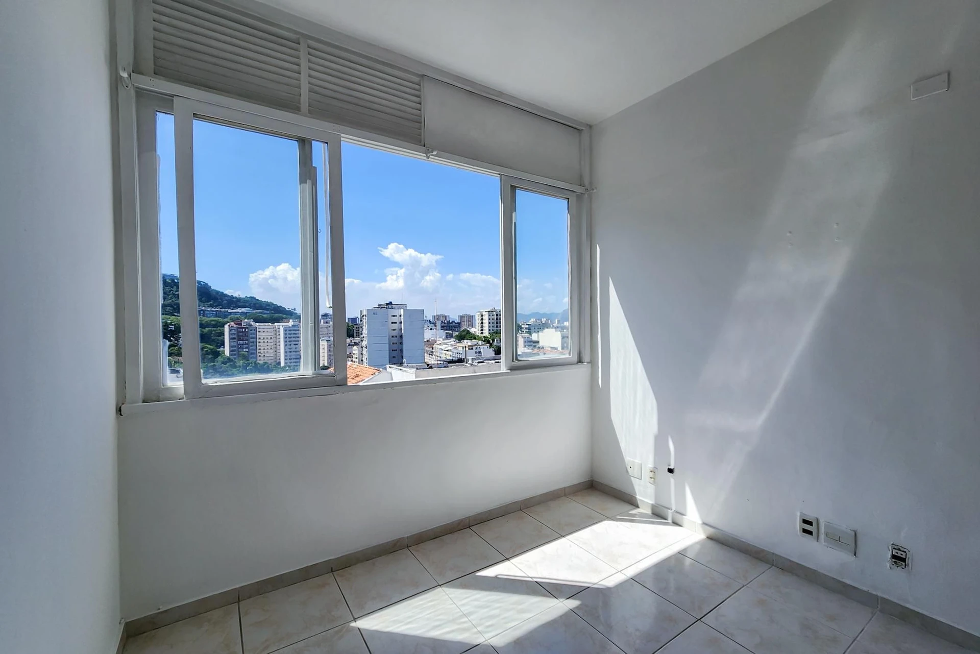 Studio com vista para as montanhas, Laranjeiras — photo 11