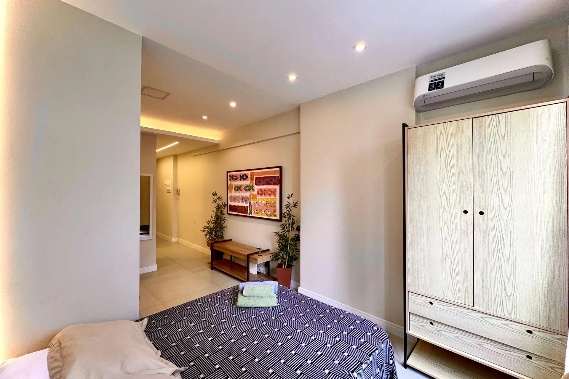 1 quarto e janelas do piso ao teto: apartamento de 30 m² — photo 17