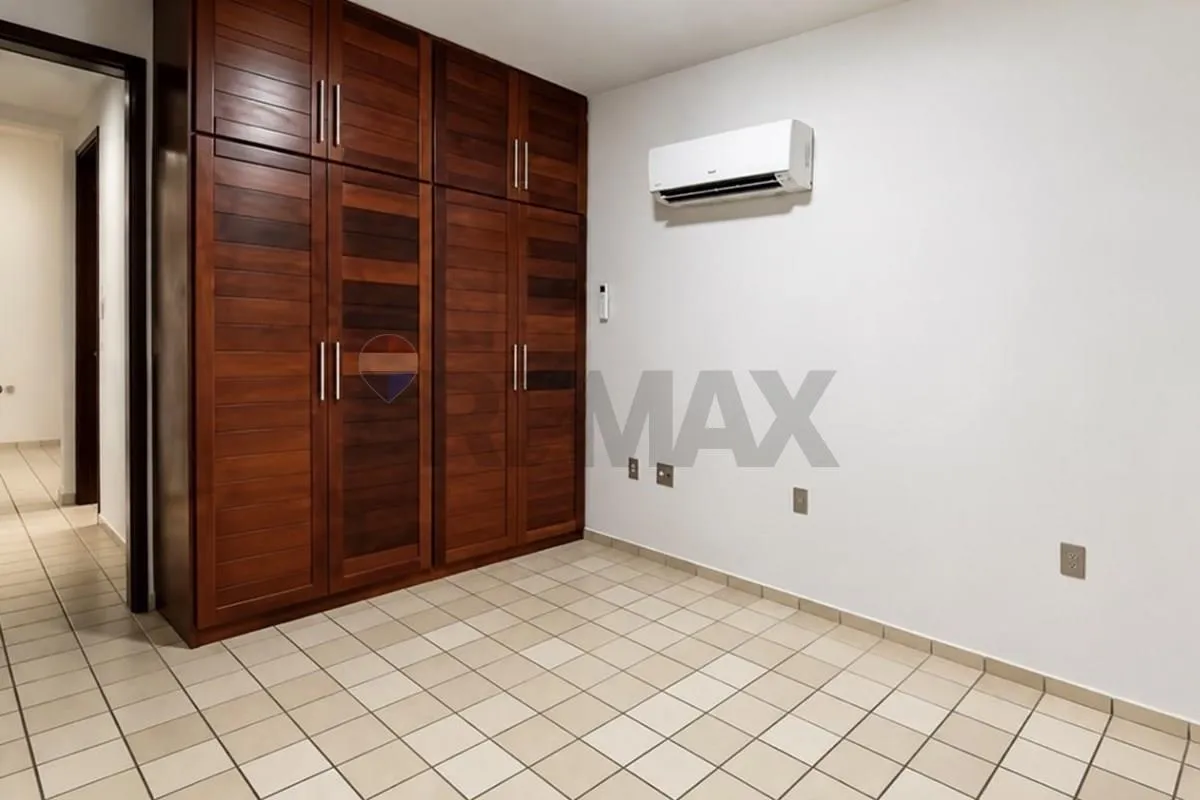 3-bedroom rental apartment with 137 m² and parking — photo 6