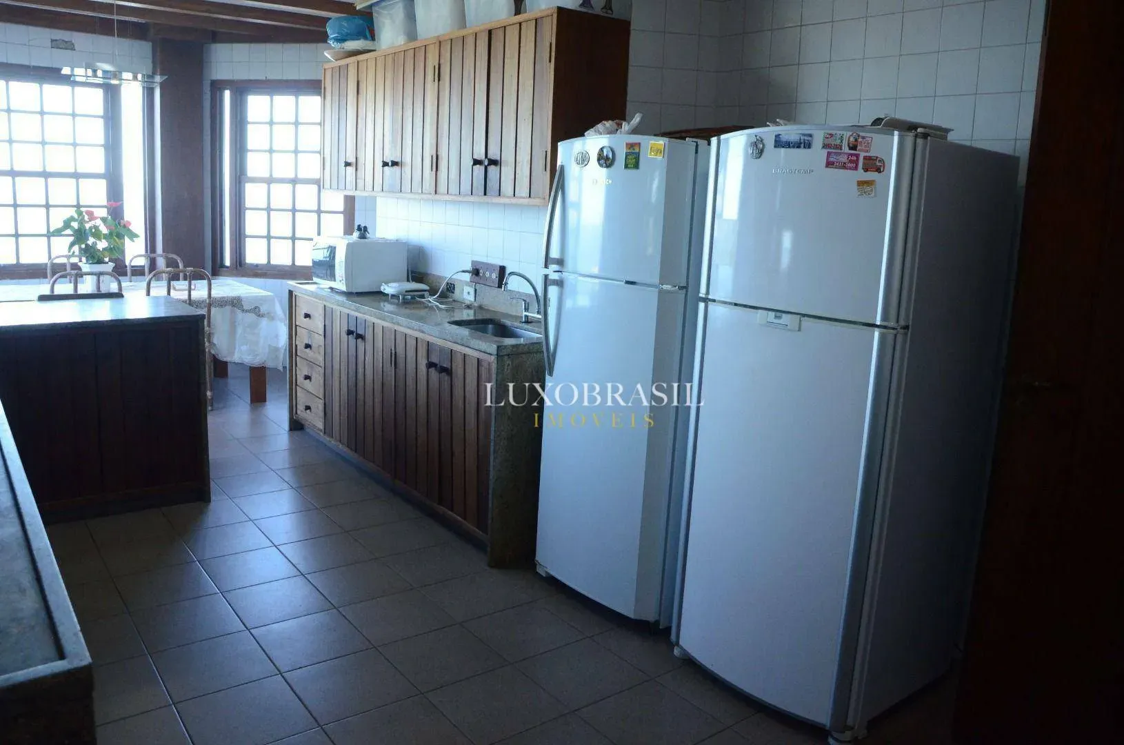 800 m² house with 5 bedrooms and 5 bathrooms — photo 26