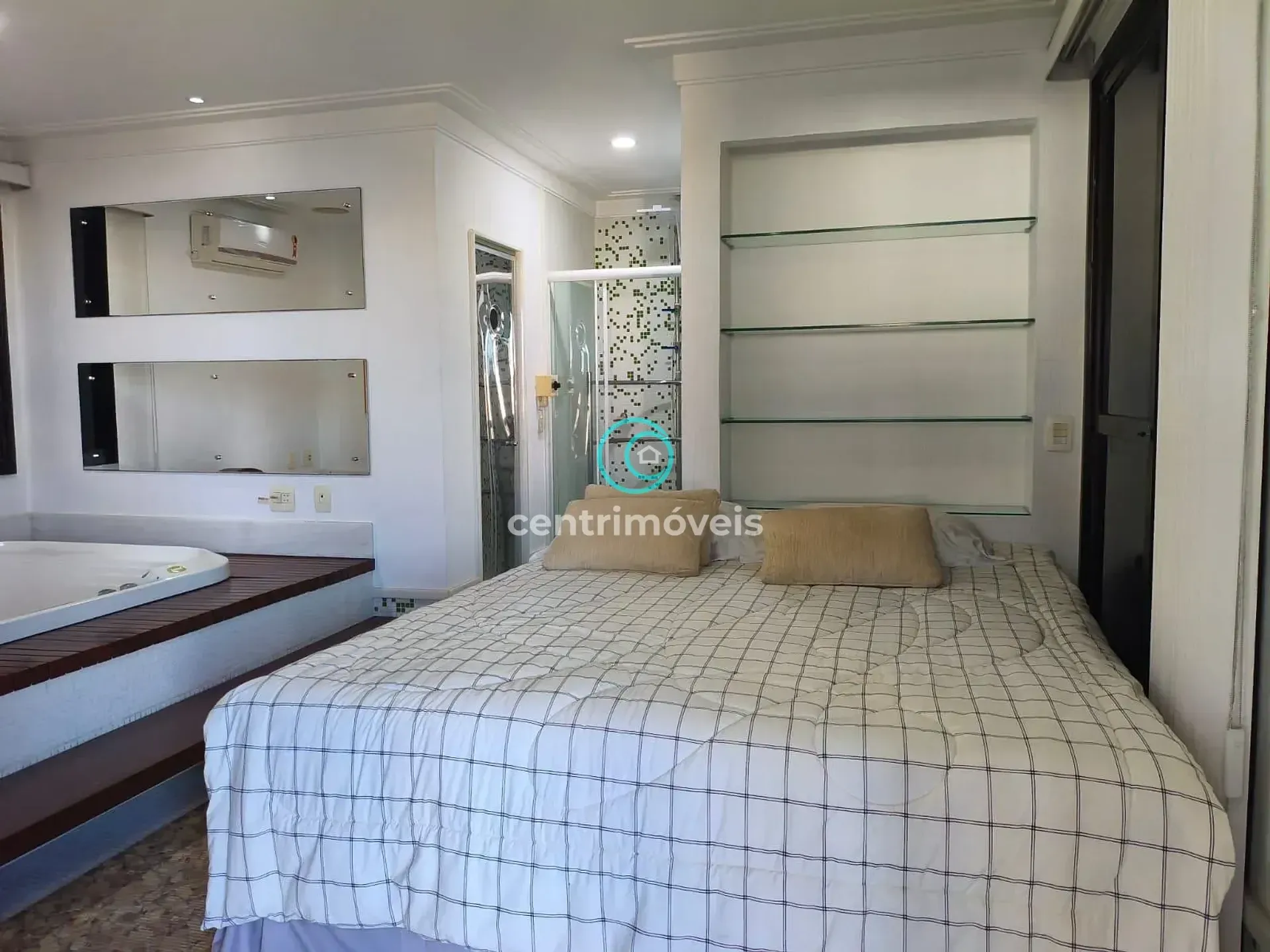 Apartamento mobiliado com 4 quartos e 3 banheiros — photo 36