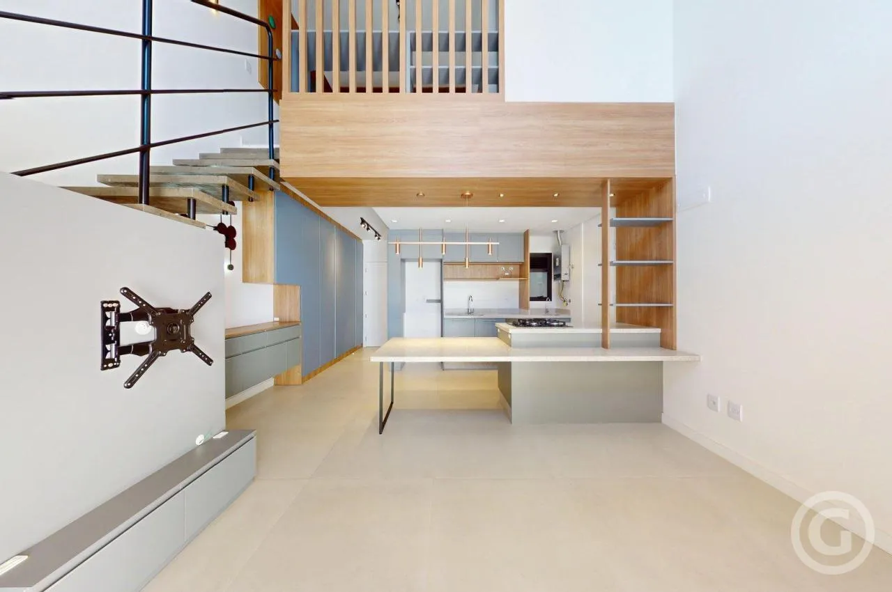 80 m² loft with 1 bedroom en-suite and private garden