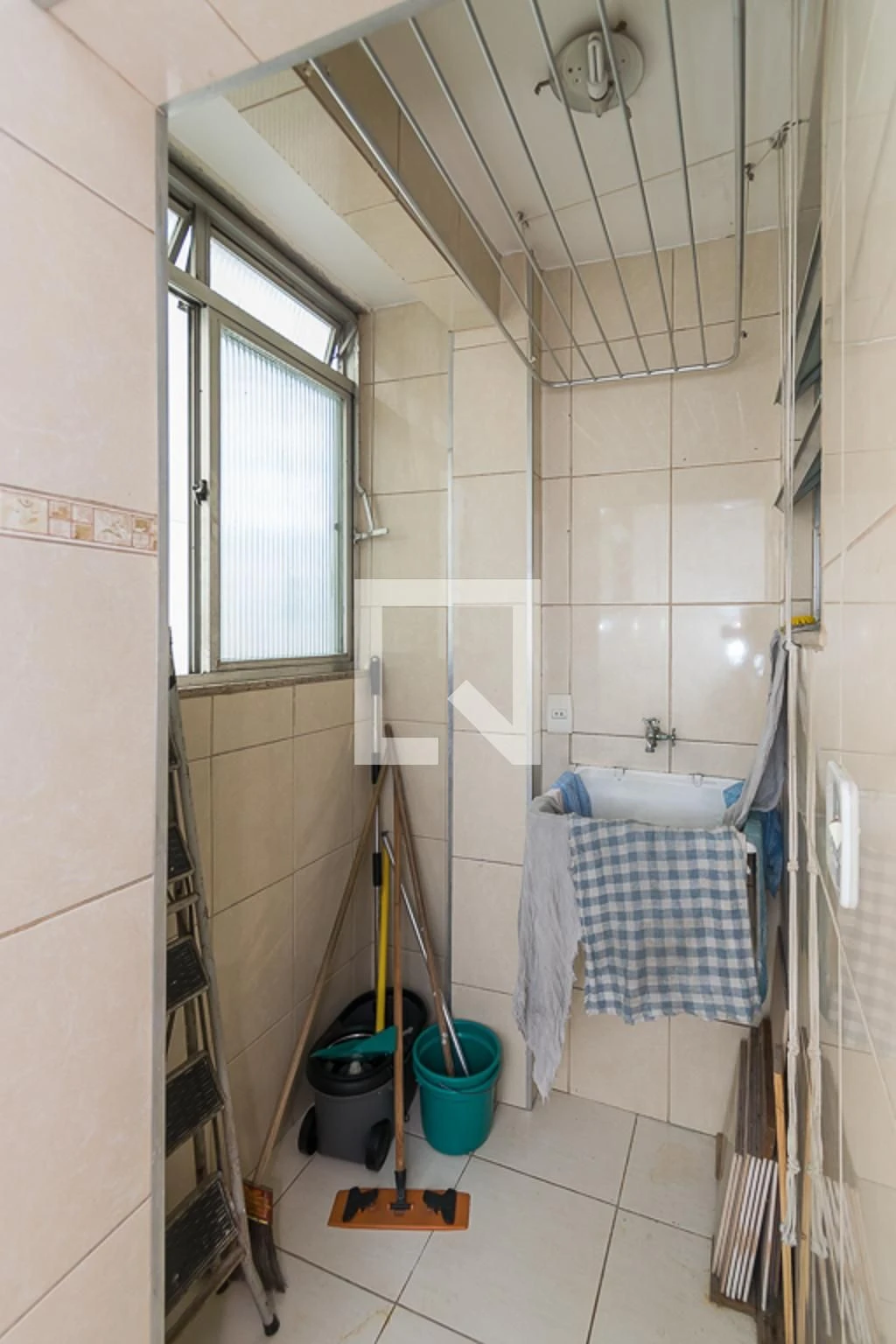 Rental apartment with 2 bedrooms 1 bath and a terrace — photo 30