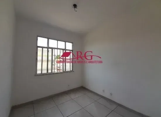 Apartment with 2 bedrooms and a fitted kitchen — photo 13