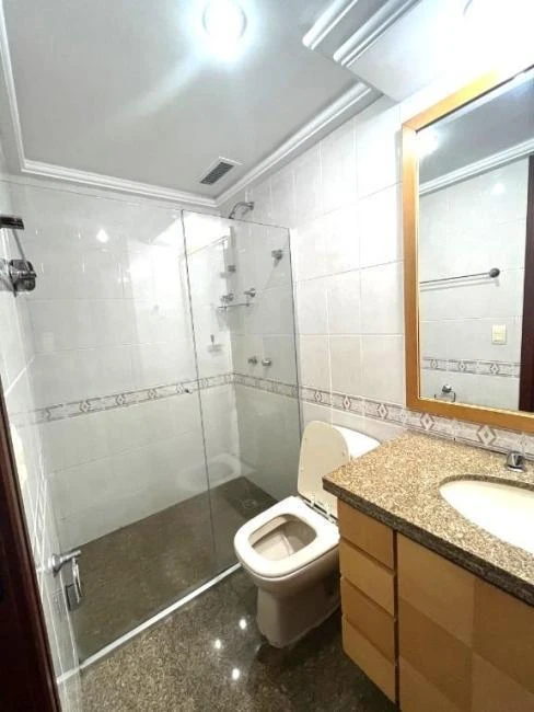 Apartamento de 77 m² com secadora e closet — photo 12