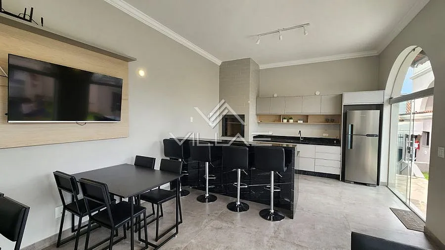 4-bedroom house with a washing machine in Curitiba — photo 39