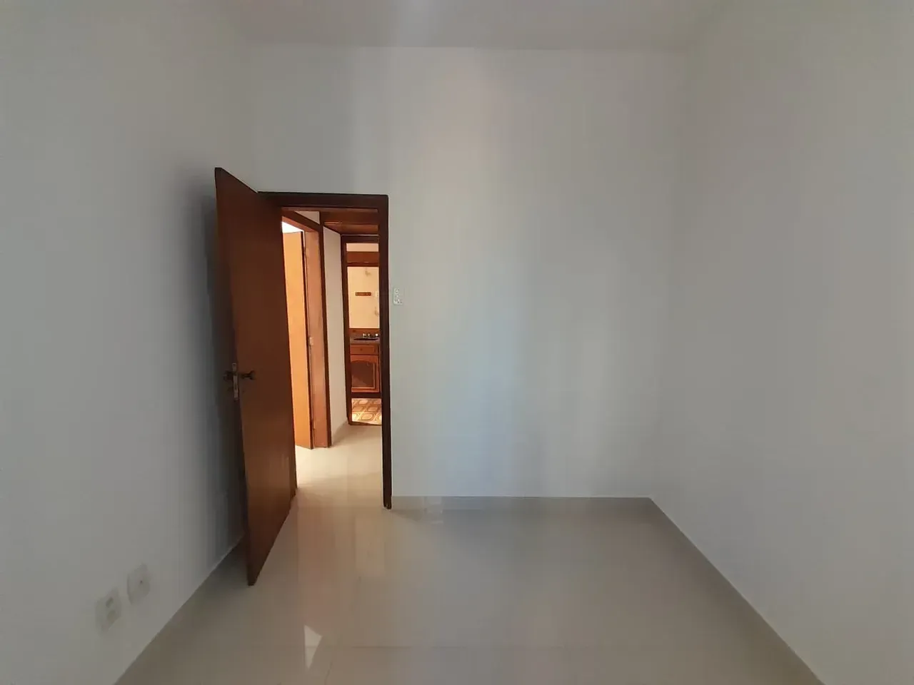 Квартира 70 м² з 2 спальнями та окремою кухнею — photo 12