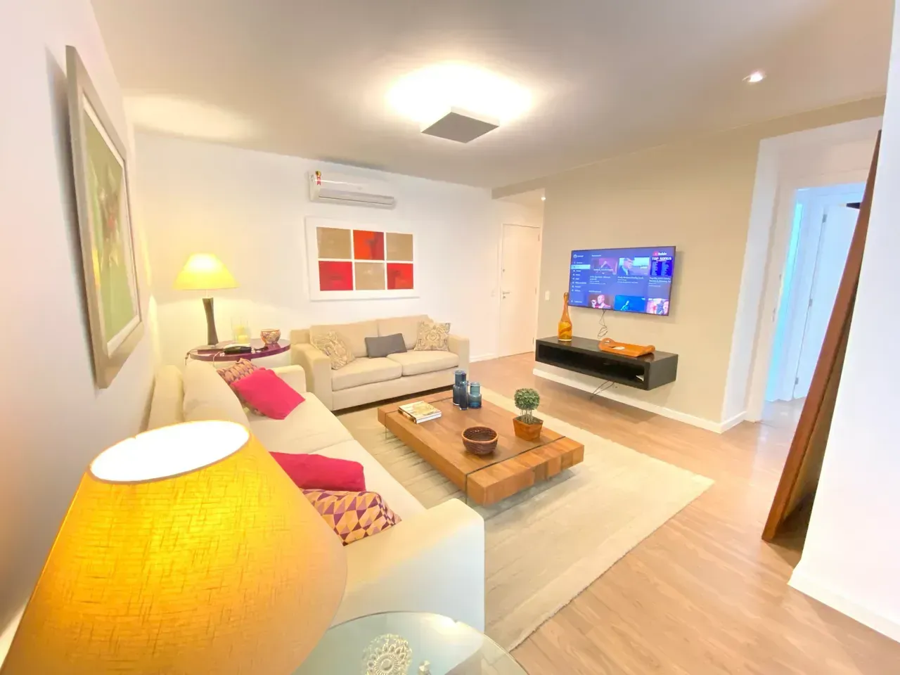 Furnished 2-bedroom apartment with 2 bathrooms — photo 3