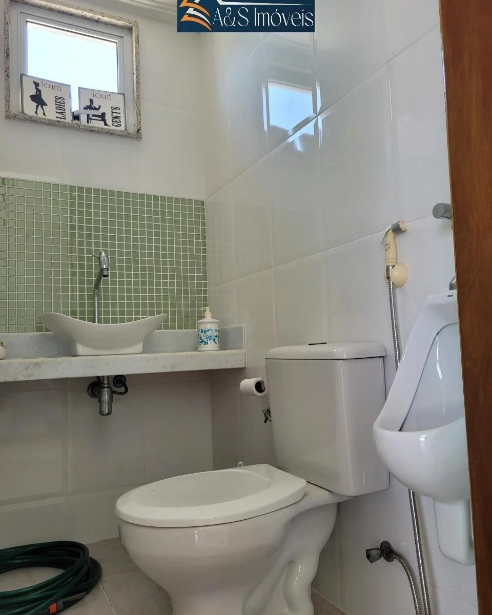 238 m² apartment with 3 parking spaces and 3 en-suites — photo 25