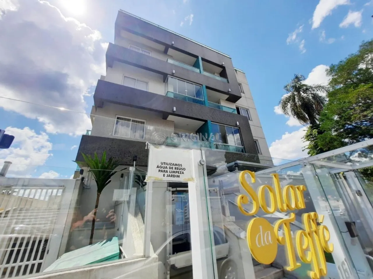 1-bedroom apartment with a balcony and 1 parking space