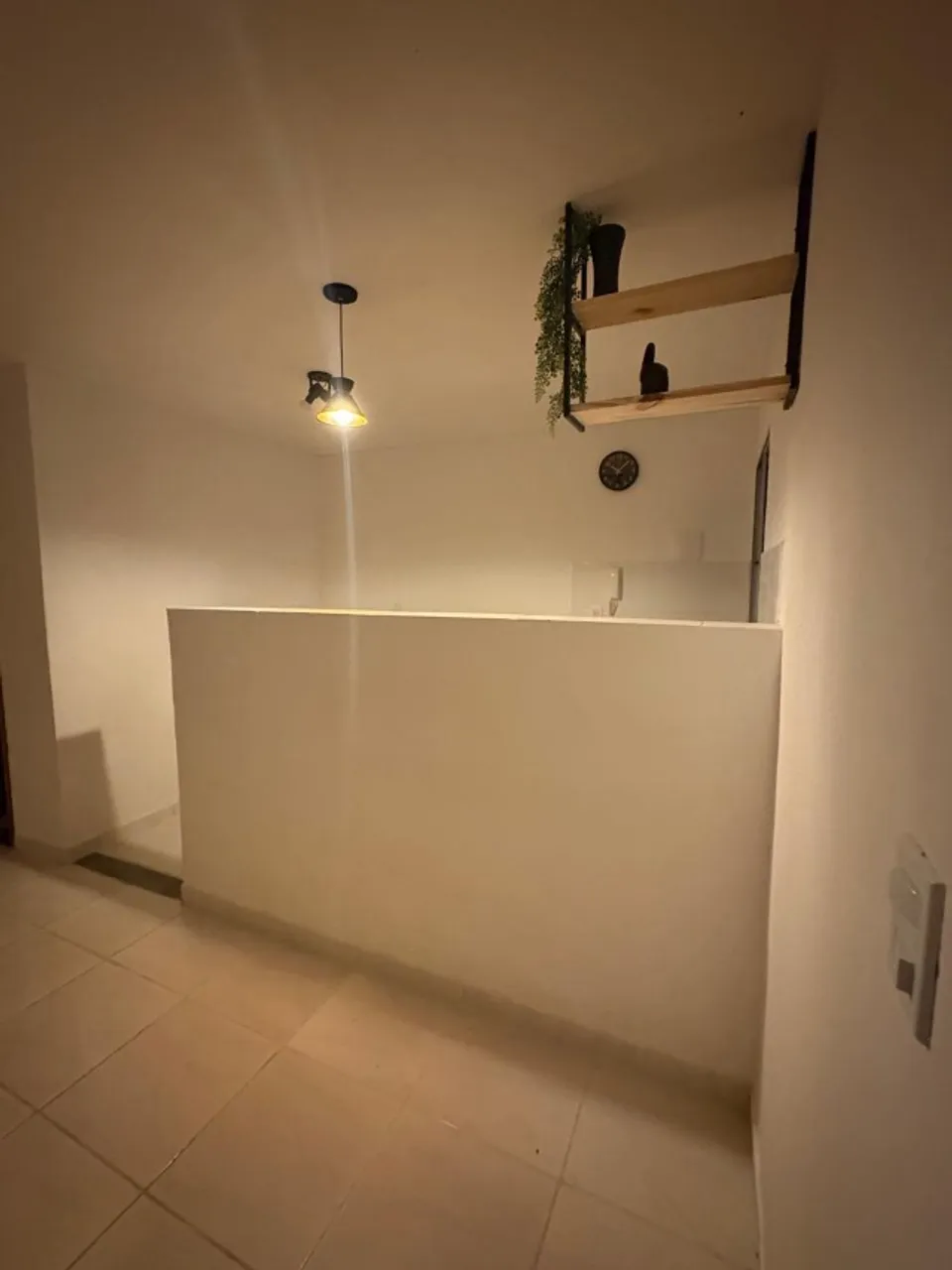 1-bedroom apartment with air conditioning and glass shower — photo 13