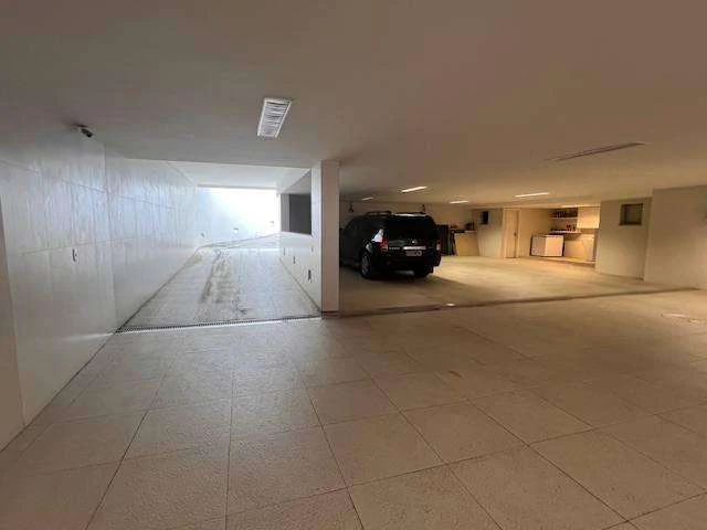 Furnished house with 7 en-suite bedrooms and 830 m² — photo 18