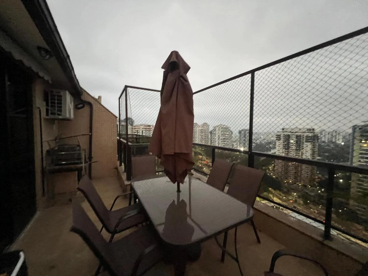 Duplex penthouse 173 m² with 3 bedrooms and suite — photo 27