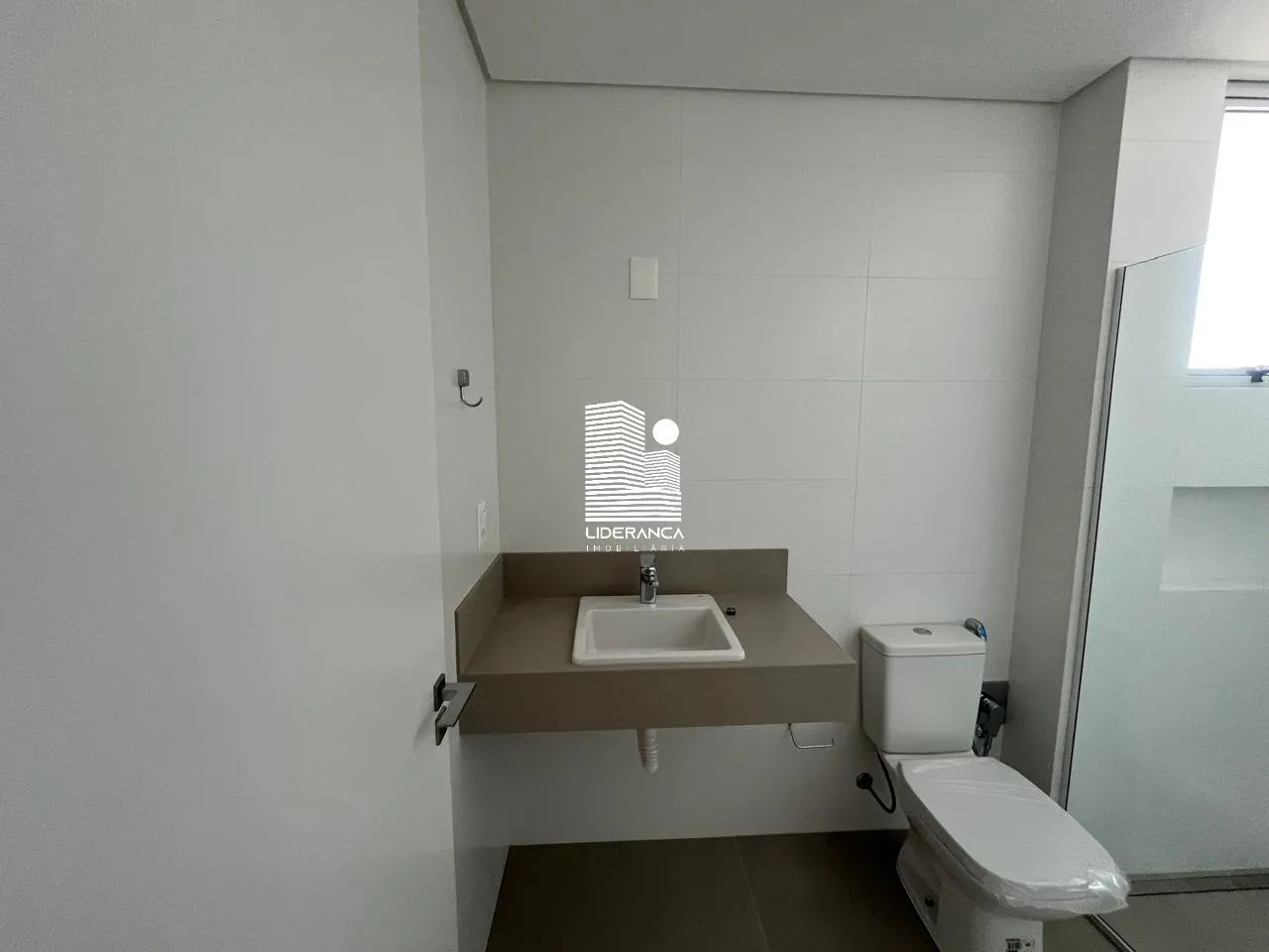 Меблированная квартира 203 м²: 3 спальни с ванными и 1 место — photo 28