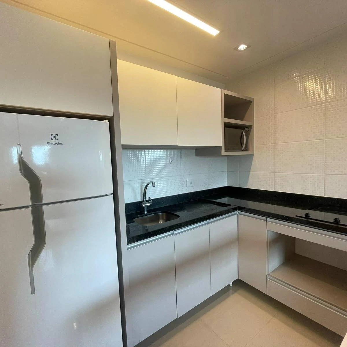 Змебльована квартира 30 м² з 1 спальнею — photo 2