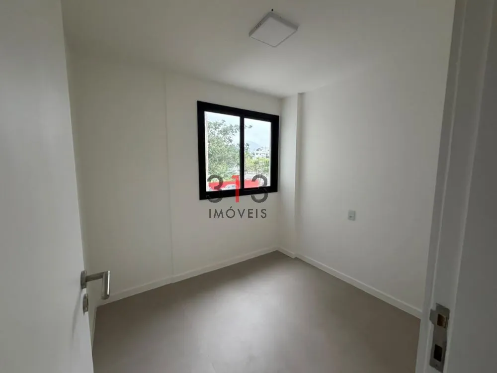 3-bedroom apartment, 1 with its own bathroom, 90 m² — photo 4