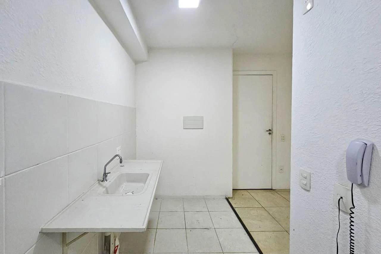 Apartamento de 2 quartos em condomínio com academia — photo 23