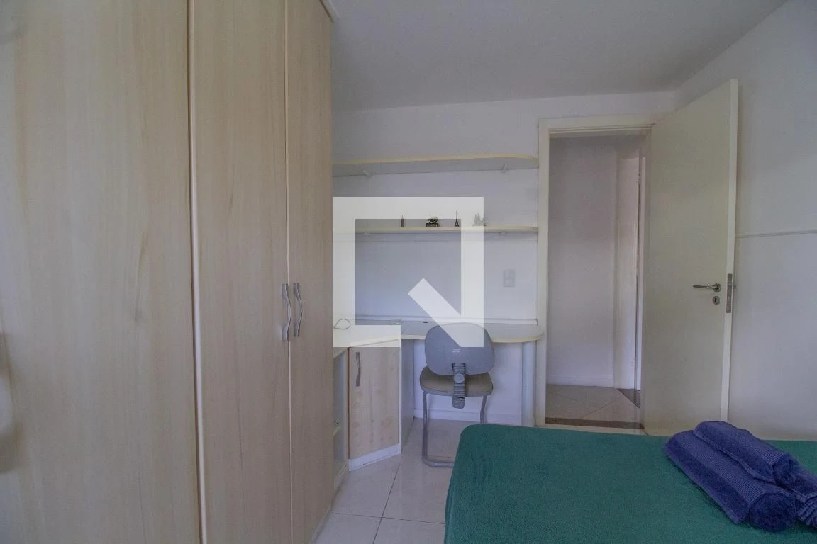 Furnished apartment with 2 bedrooms and 2 bathrooms — photo 23