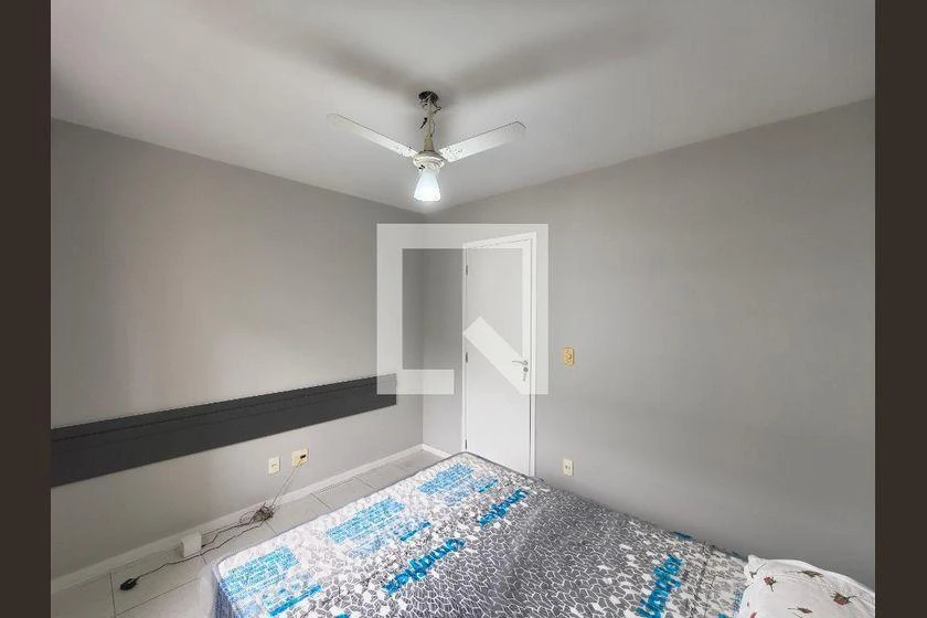 Furnished 2-bedroom apartment with a balcony — photo 25