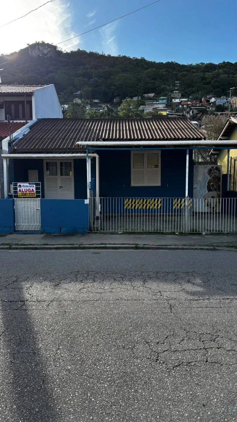 2-bedroom house with a washing machine in Florianópolis — photo 4