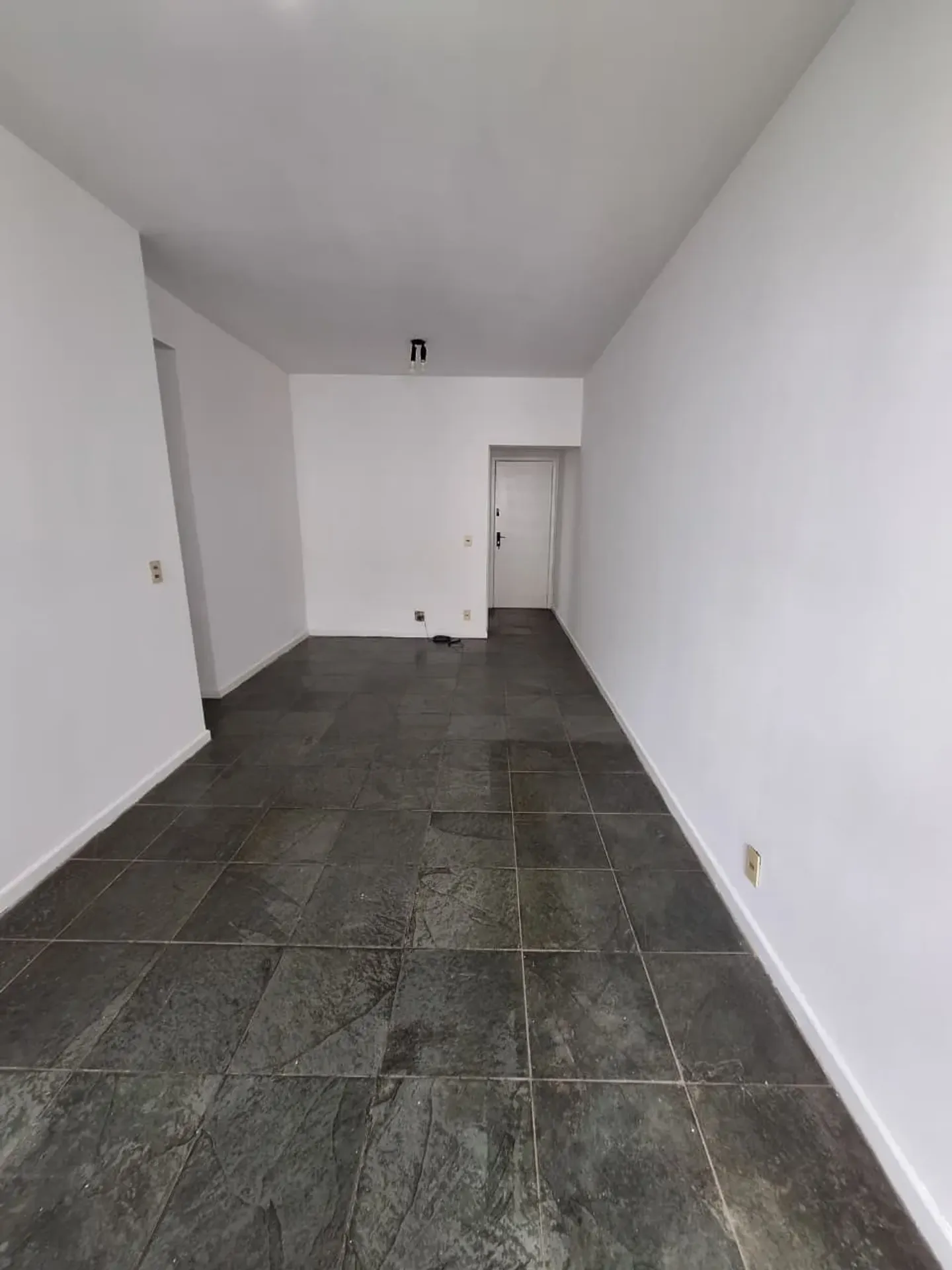 Невмебльована квартира з 3 спальнями і 3 ванними — photo 21