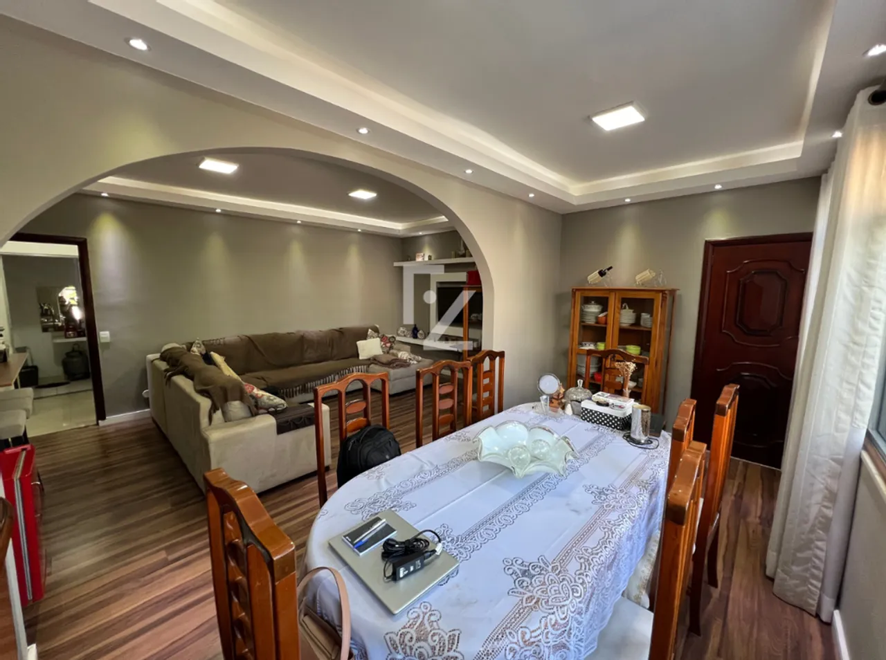 Casa mobiliada com 2 quartos e 4 banheiros — photo 5
