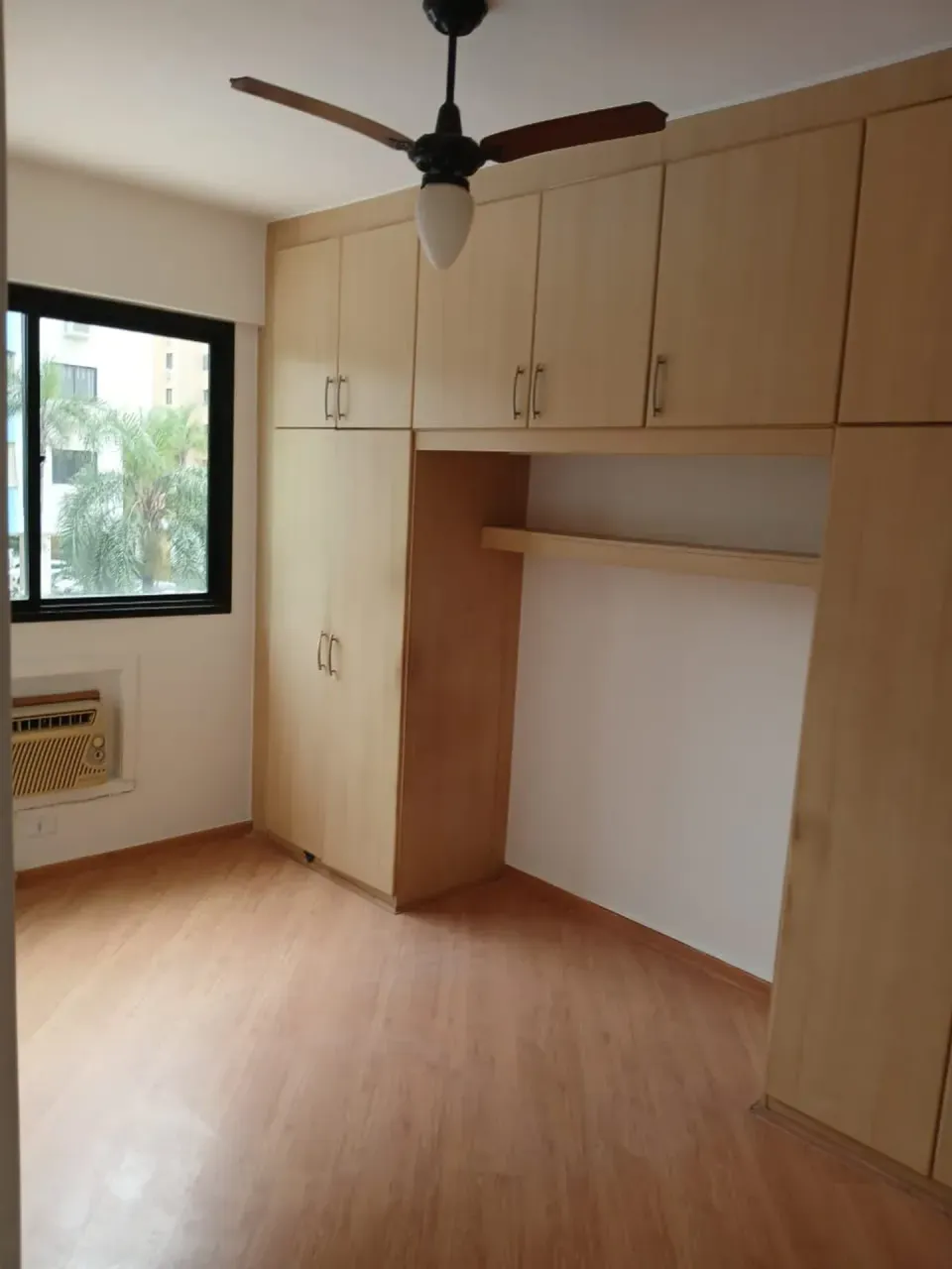 Apartamento semimobiliado com 3 quartos e 2 banheiros — photo 4