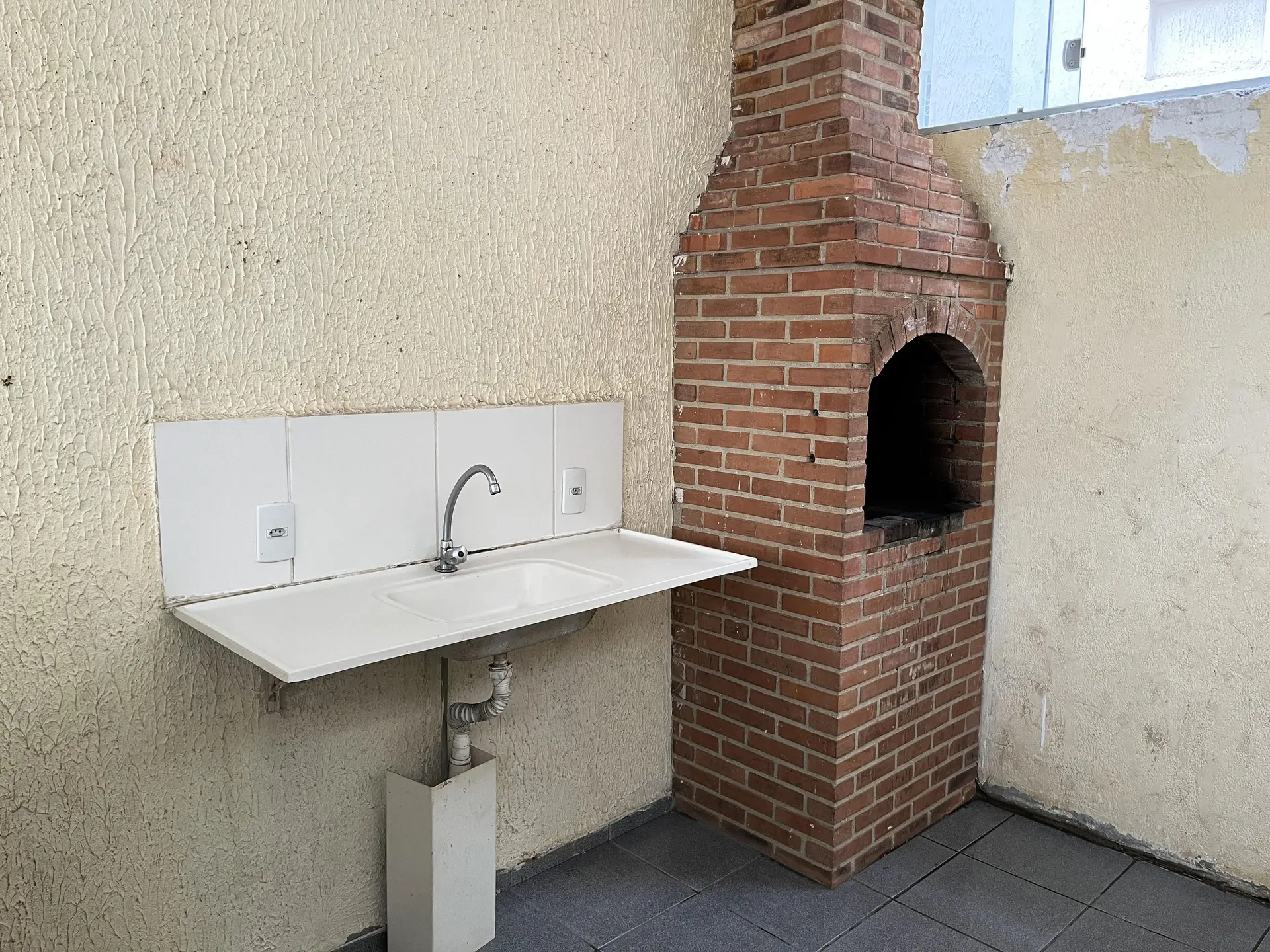 Rental apartment with 2 bedrooms and 1 bathroom — photo 6