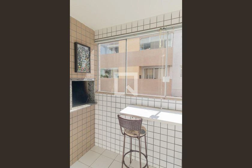 2-bedroom apartment in a building with a pool — photo 36