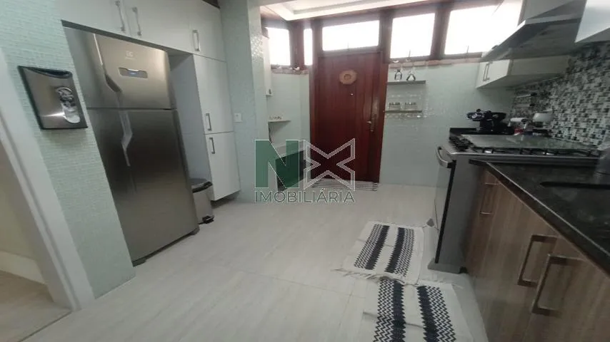 200 m² house with a grill on the balcony and a garden — photo 21