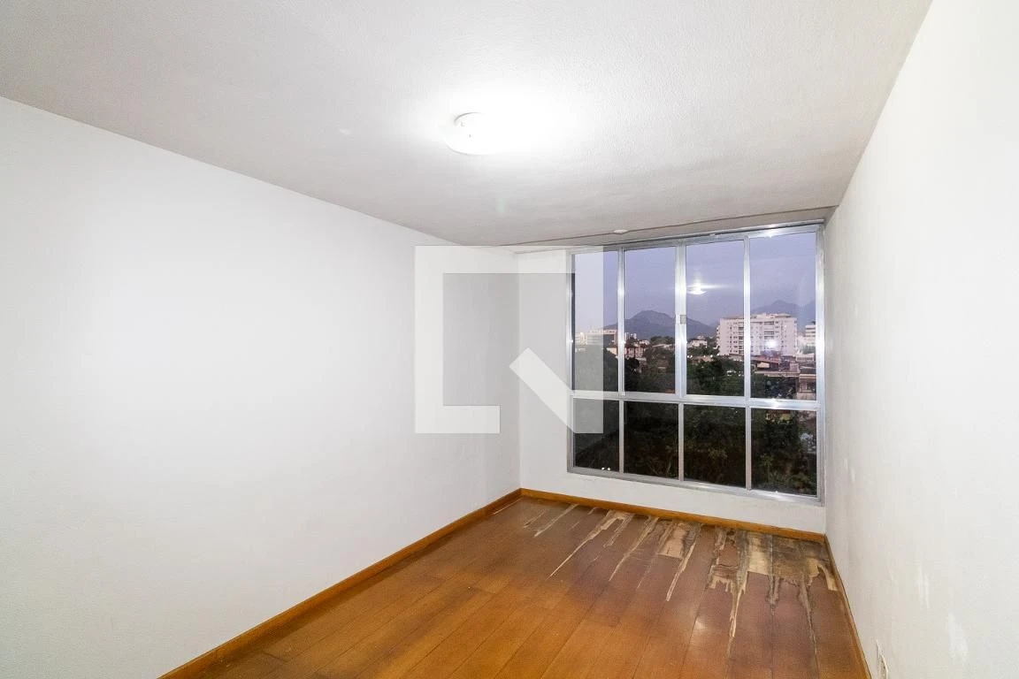 Apartamento sem mobília com 2 quartos e 1 vaga — photo 9