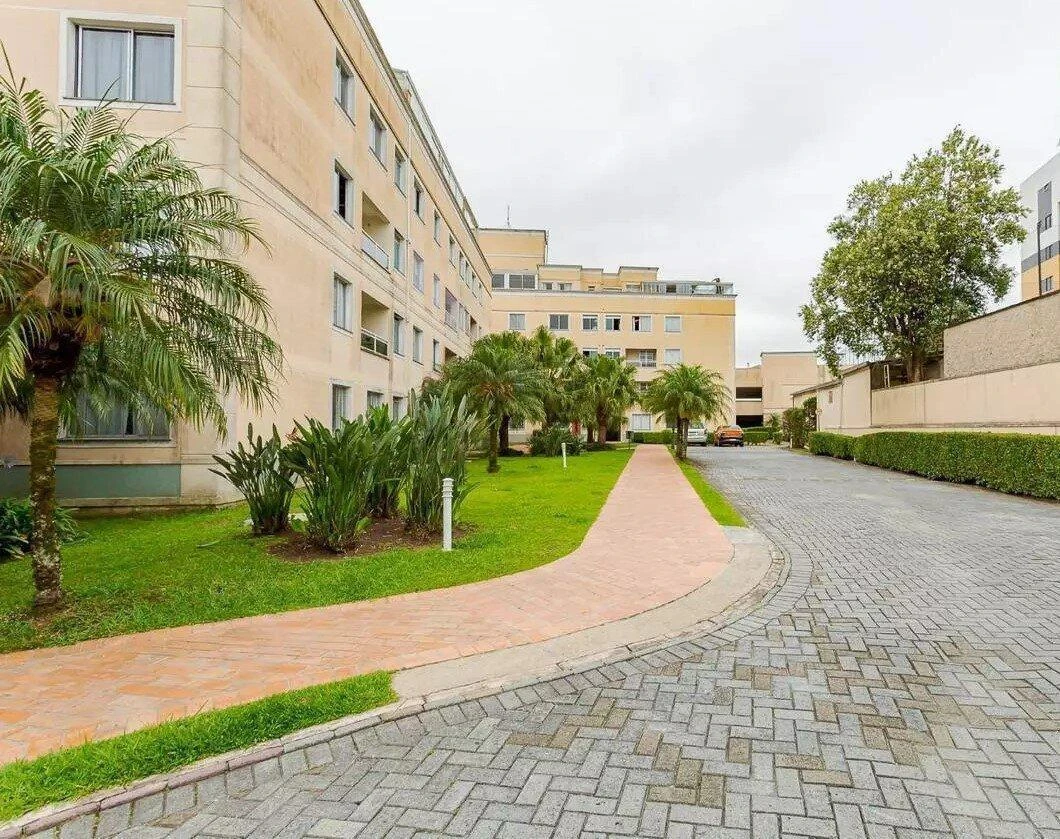 Furnished apartment with 3 bedrooms and a balcony — photo 23