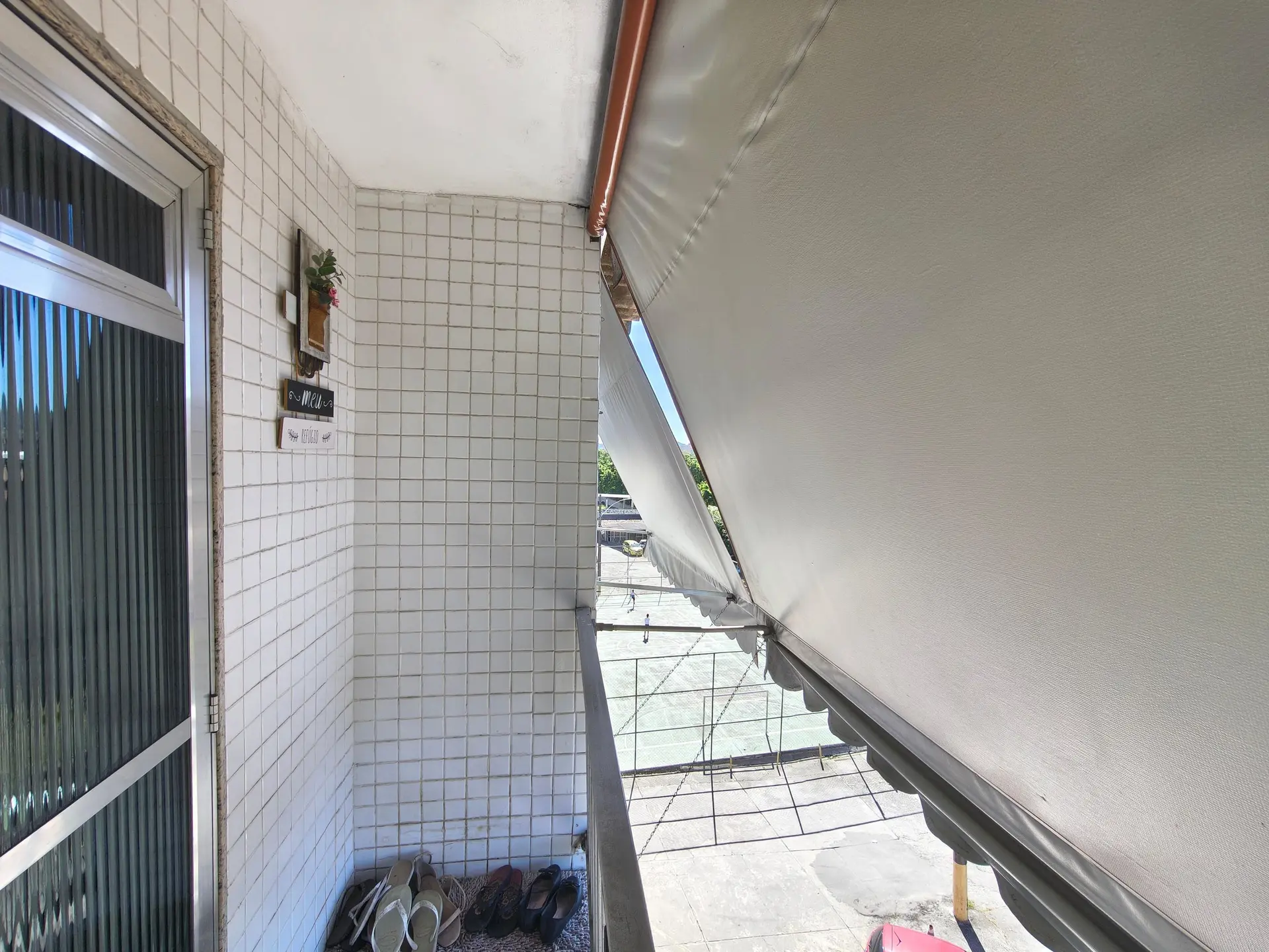 Furnished 2-bedroom apartment with 1 bathroom — photo 19