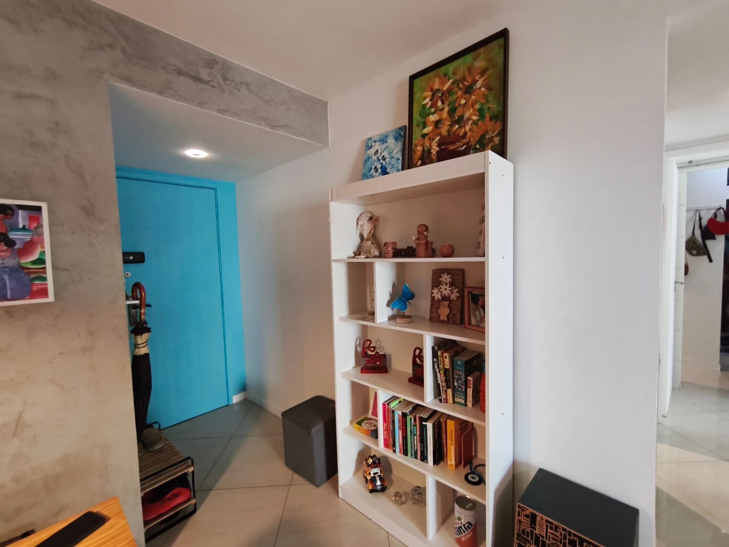 Furnished 2-bedroom apartment 80 m² with parking — photo 25